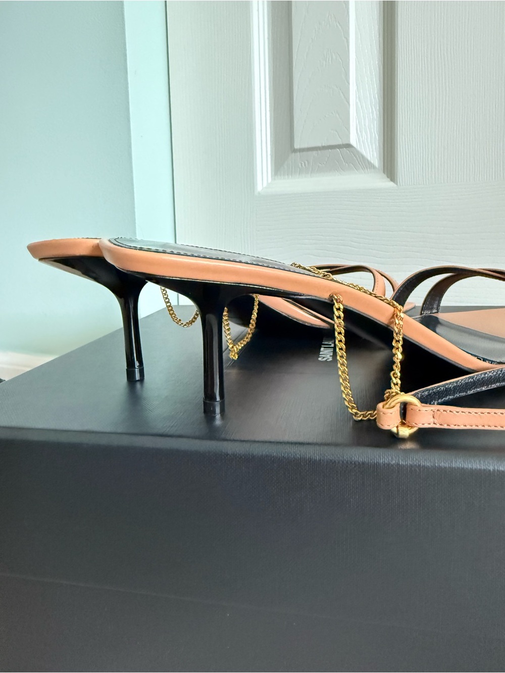 Saint Laurent Baliqua Tan Leather Chain-Ankle Strappy Heels - Picture 2 of 5